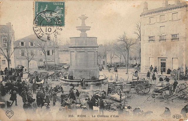 Cpa 63 Riom Le Chateau D'eau