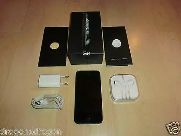 Apple iPhone 5 Schwarz 16GB, Unlocked ab Werk / kein Simlock, 1 Jahr Garantie