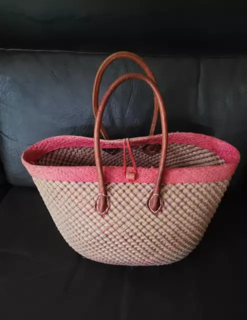 Stunning French-Style Vintage Pink Woven Rafia/Straw Tote/Beach/Handbag