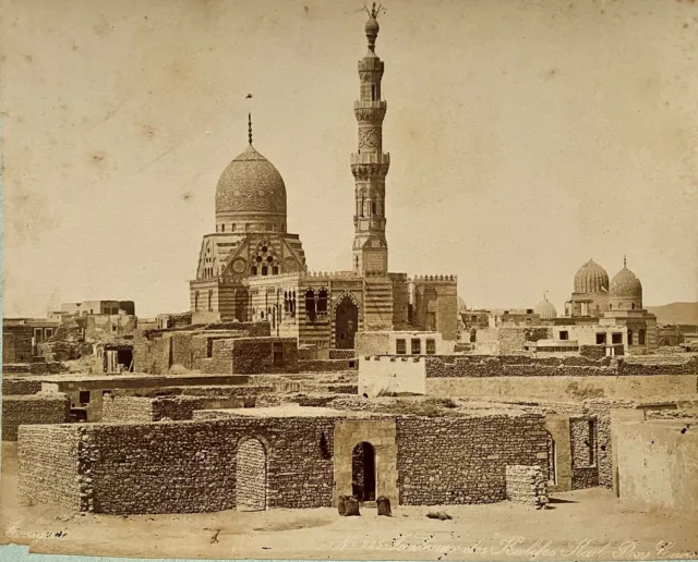 EGYPTE Ca 1880 Photographe ZANGAKI  Vue sur les tombeaux des Califes - Kalifes