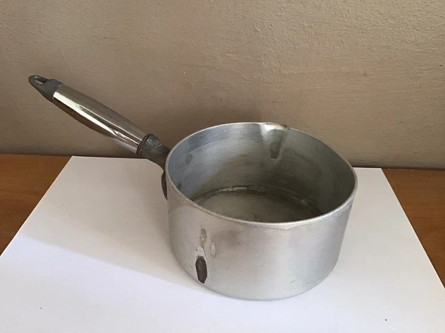VENDU - Ancienne grande casserole Alufrance - Le Grenier de Lisette