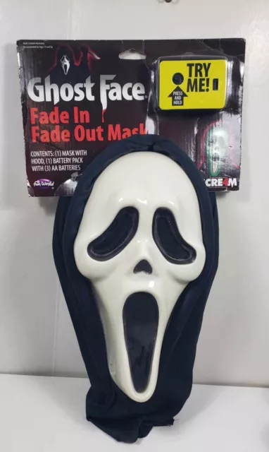 Scream Ghost Face Fade In Fade Out Green Light Glow Mask Slight Damage On Chin