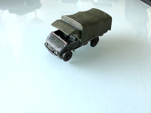Dinky Toys Mercedes Unimog No 821 (France) (Gebraucht) in Fulenbach für