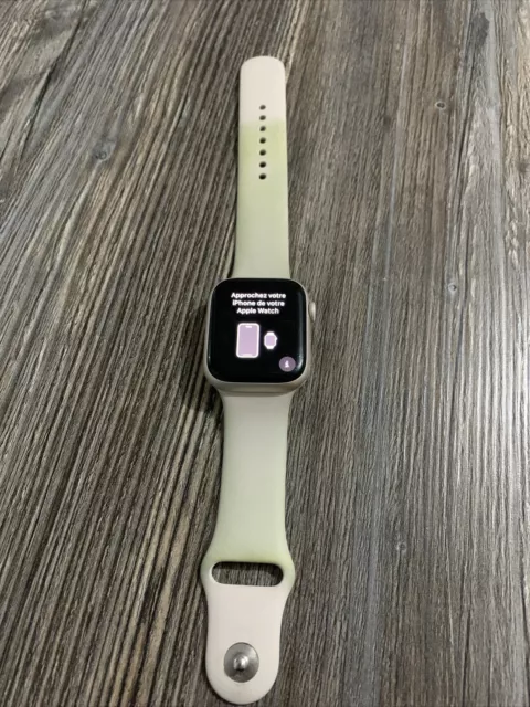 Apple watch on sale strap discoloured