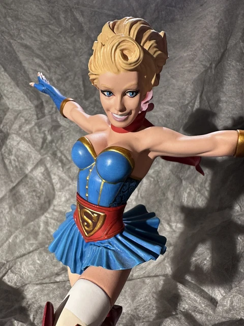 DC Comics Bombshells Supergirl - 10 Inch Statue Figure - Damaged