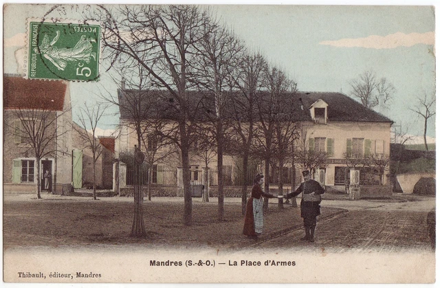 CPA-94- MANDRES - La Place d'Armes (The Factor in Action).