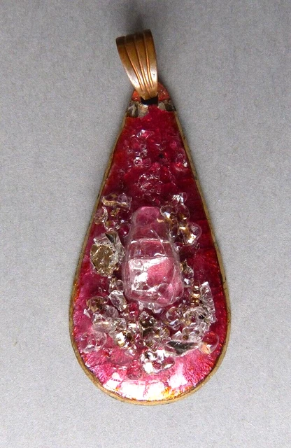 PENDENTIF EN ÉMAIL DE LIMOGES ANNÉES 50-60 - SIGNÉ LAZERAT - OCCASION ANTIQUE