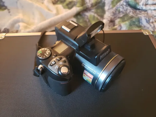 Nikon Coolpix 8800 w/ 2 Cases, Lenses, Accessories, Bundle