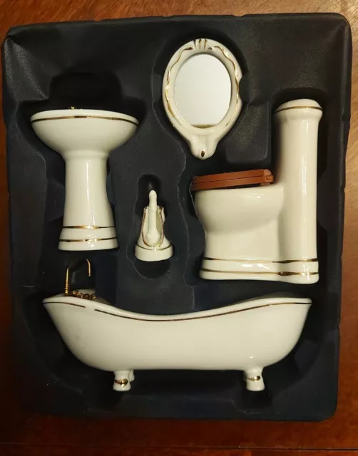 Dollhouse Ceramic Bathroom Set Miniature Porcelain Tub Sink Toilet Mirror Plunge