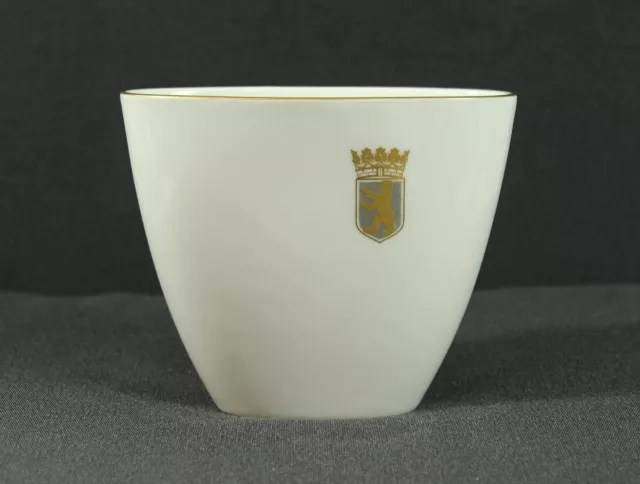 #8768 - KPM Berlin Vase - Berlin Wappen