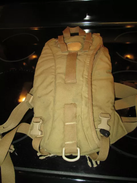 Usmc Coyote Brown Tactical 3L Hydration System Carrier Usgi Military Pack Vgc