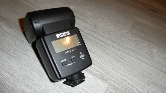 Metz Mecablitz 54 AF-1 C Shoe Mount Flash for Canon 3