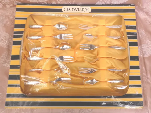 GROSVENOR  LAUREATE  Boxed 12  PIECE Set SPOONS & FORKS    SILVER PLATE  Vintage