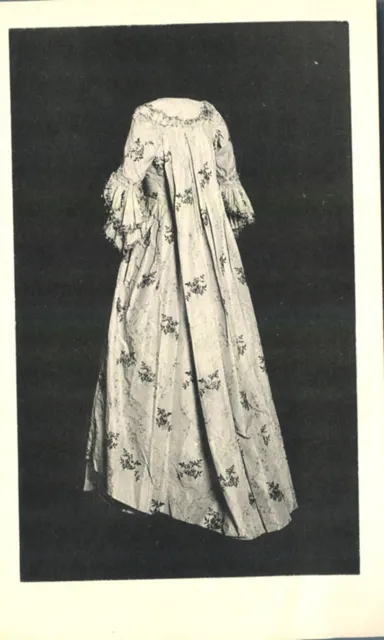 TAFFETA DRESS EMBROIDERY ca 1760 Valentine Museum Richmond Virginia ...