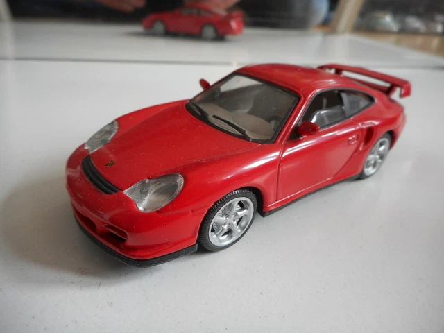 Miniature Porsche 911 GT2 Rouge Au 1/72 - Hongwell/Cararama - Neuf En Boîte