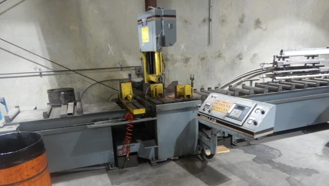 18" x 22" HEM "V100LA-3" AUTOMATIC TILTING-HEAD VERTICAL BAND SAW - #30002