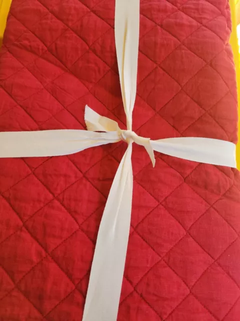 Pottery Barn Belgian Flax Linen Diamond Twin quilt Red Berry Christmas Valentine