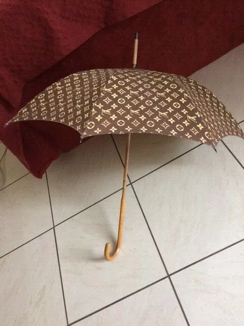 Vintage 1970s-80s Louis Vuitton Umbrella AS IS - Opens with one Bent Arm  35.5 L