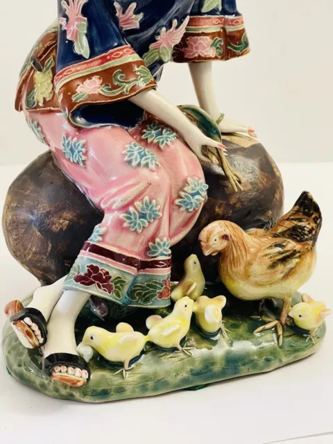 VTG 10" Chinese Wucai Porcelain Pottery Shi Wan Lady Woman With Chicken Figurine 2