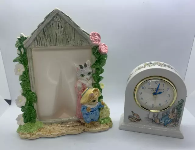 Peter Rabbit 1993 Wedgwood Porcelain Small Mantle Desk Clock & 1992 Schmid Frame