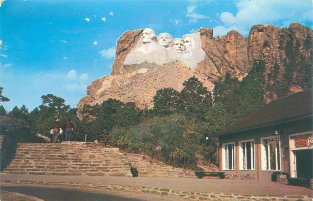 Black Hills South Dakota Mount Rushmore 1962 Chrome Postcard Unused