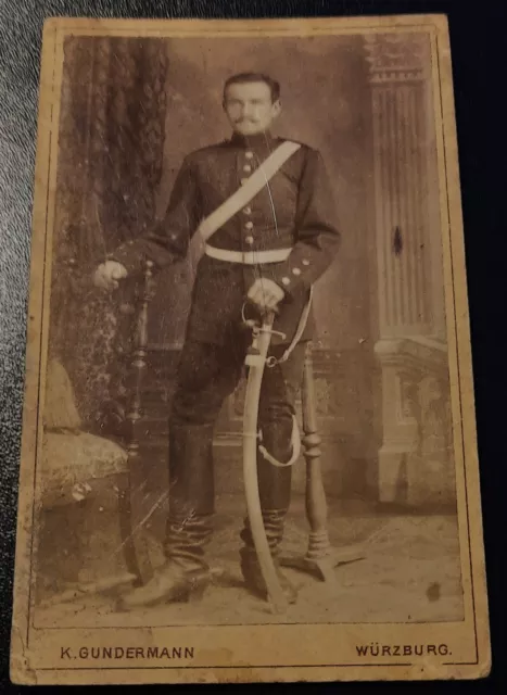 Foto Cdv Portrait Soldat Soldaten Uniform Säbel Fotograf Würzburg Bayern 1.WK