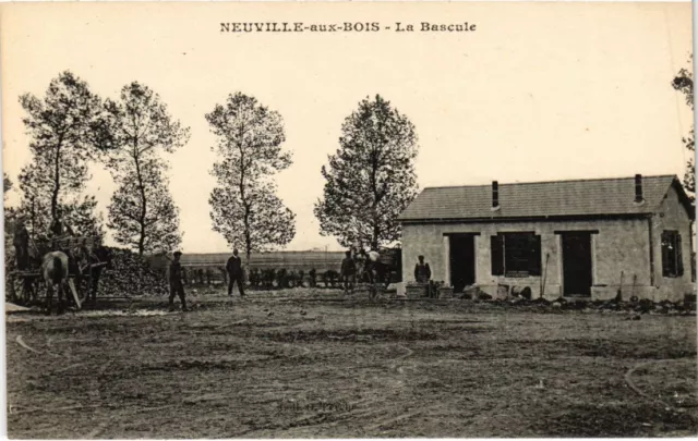 CPA NEUVILLE-aux-BOIS La Bascule (1292524)