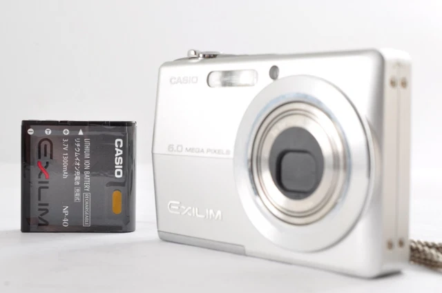 ⭕️ nono⭕️CASIO EXILIM EX-Z600 シルバー Amazon.co.jp: CASIO デジタルカメラ EXILIM ZOOM EX-Z600