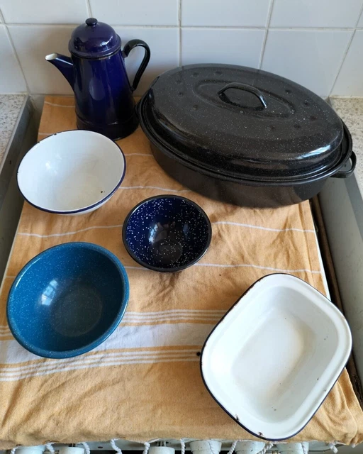 Job lot - vintage enamelled kitchenalia, various, six items