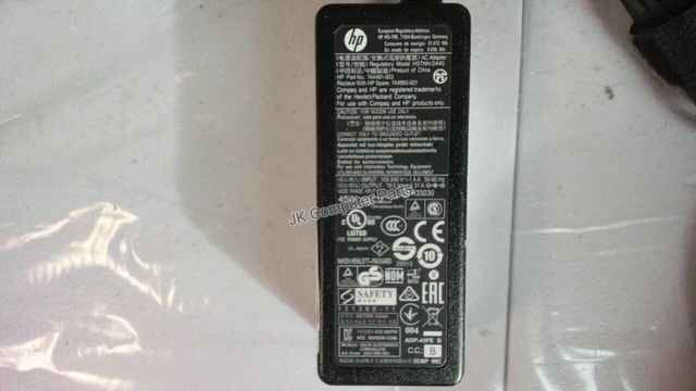 HP 195V 2.31A  AC ADAPTER (45 watt) 744893-001 744893-001