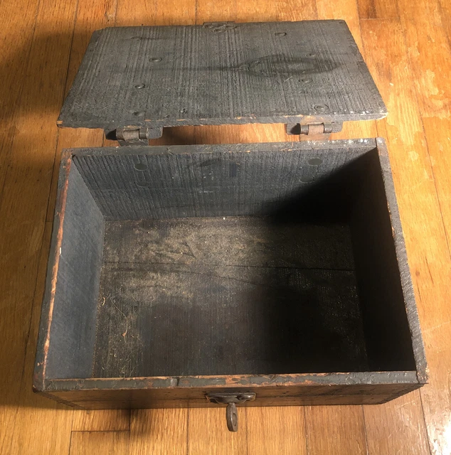 Atlas Powder Co. Empty Wood Crate Box High Explosives 1000 NO. 6 Blasting Caps 6