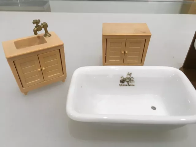 Sylvanian Families Tomy Vintage Ceramic bathroom set 3