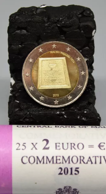 MALTE 2015 : 2 euros commémo "Proclamation de la république" UNC, rouleau.