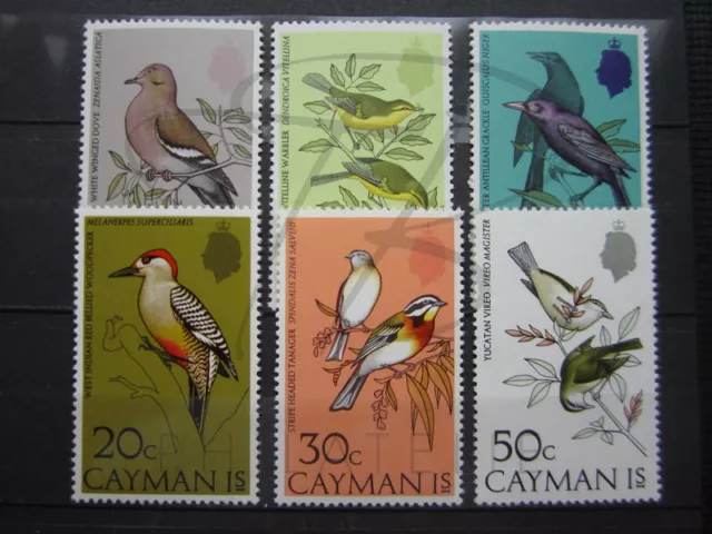 Beaux Timbres Des Iles Caimanes N° 324 - 329 - Neufs Sans Charniere - Oiseaux