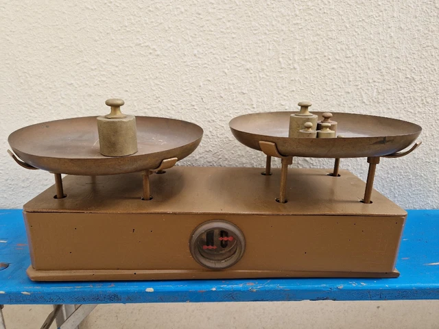 Antica bilancia vintage legno ottone con pesi pesetti