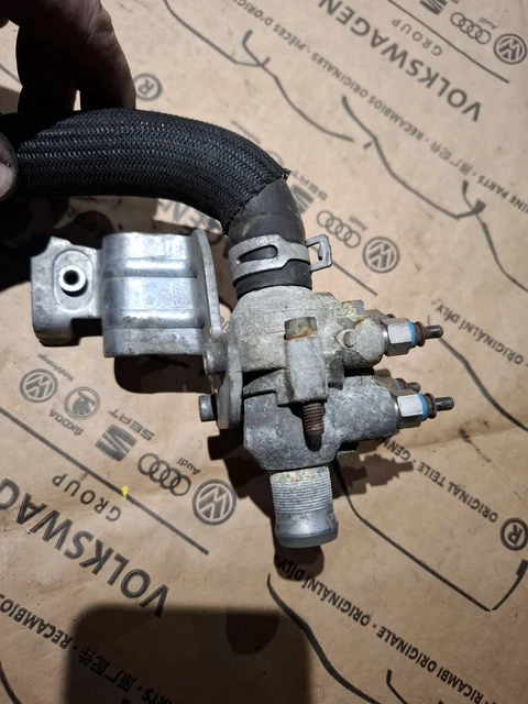 WATER PRE HEATER Heat Coolant Glow Plug 2 0 M9R Vauxhall Vivaro Renault water-pre-heater-heat-coolant-glow-plug-2-0-m9r-vauxhall-vivaro-renault
