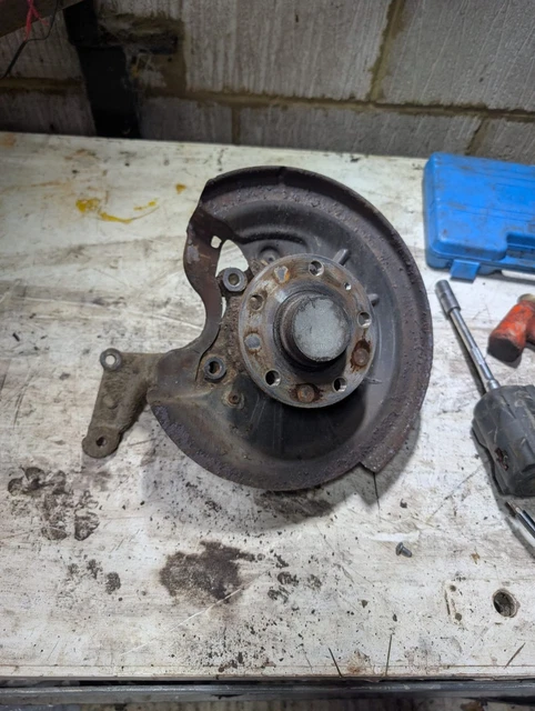 VW/AUDI/SKODA/SEAT MK5/6 GOLF Estate Jetta Rear Left Knuckle Upright ...