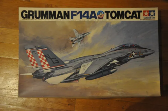 Grumman F-14A Tomcat / Tamiya / N° 6301 / 1:32 / VINTAGE