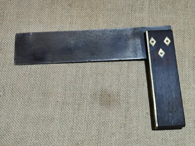 OUTIL ANCIEN EQUERRE EN BOIS ET LAITON Décoration Utilisation GRA 250 ...