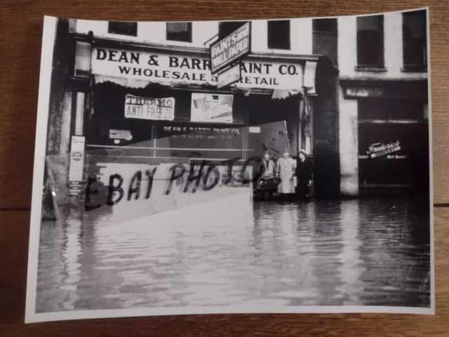 Photo 1937 Flood Dean And Barry Paint Store Huntington W. Va. Frederick Grocery