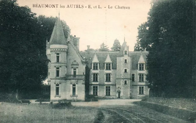 CPA 28 - BEAUMONT LES HOTELS (Eure et Loir) - Le Château