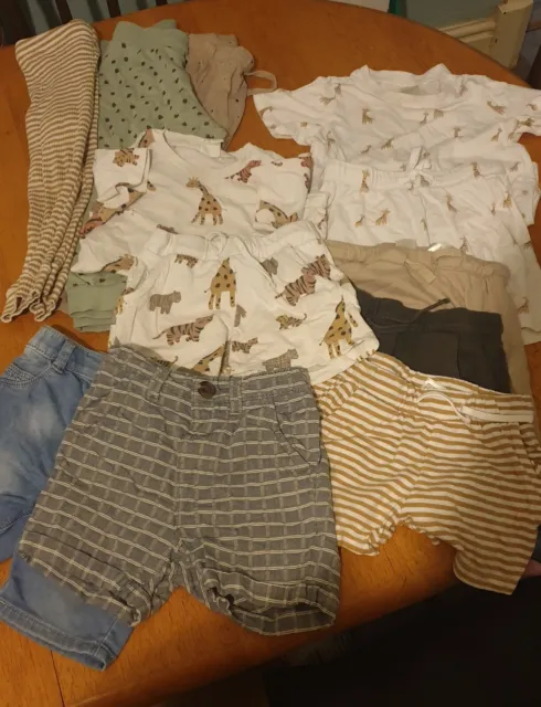 Bundle Of Baby Boys Clothing Shorts Tshurts Tops Leggings Age 18-24 Months