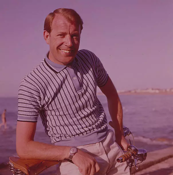 Irish Singer And Guitarist Val Doonican Posed With A Bicycle 1964 OLD PHOTO