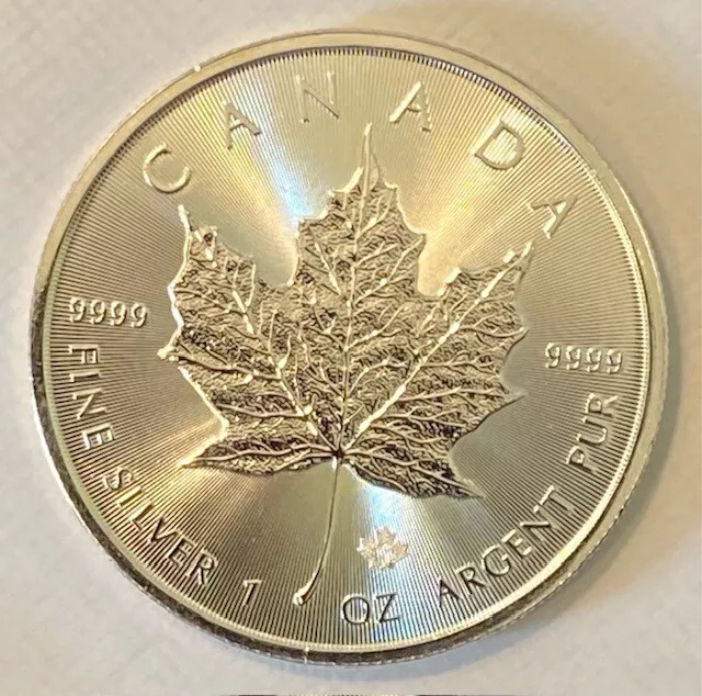 2021 Canada Silver Maple Leaf 1 Oz-$5 coin-Brilliant Uncirculated w Free Sh[p