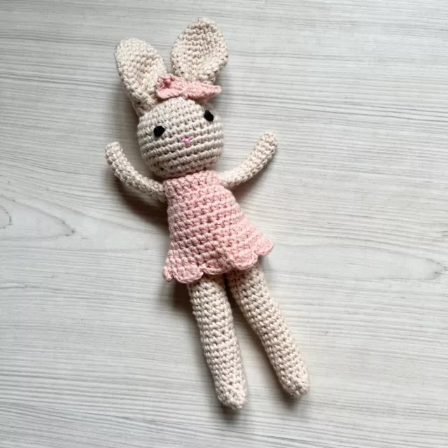 Baby Geschenk Häkeltier Hase gehäkelt rosa beige Mädchen