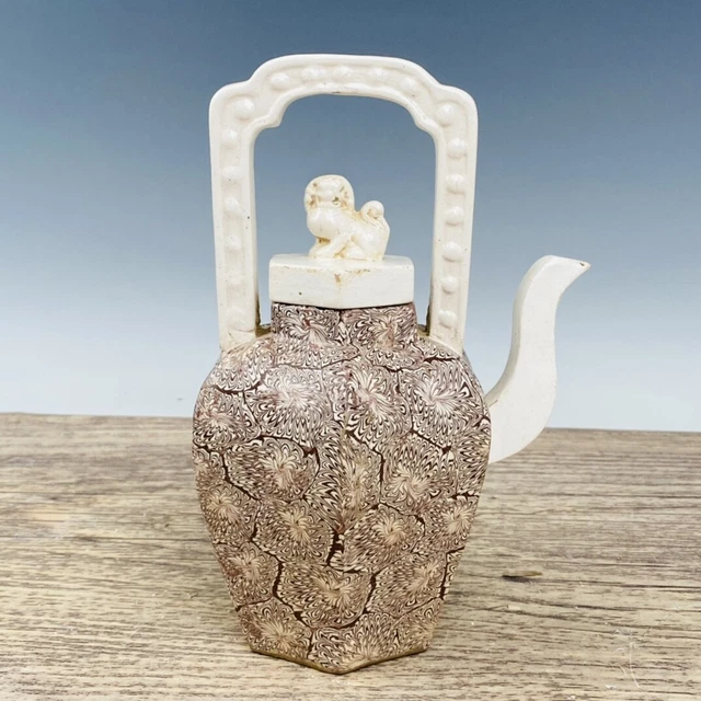 9.1" Chinese Old Porcelain Marbled ware dynasty White glaze pattern beast Teapot