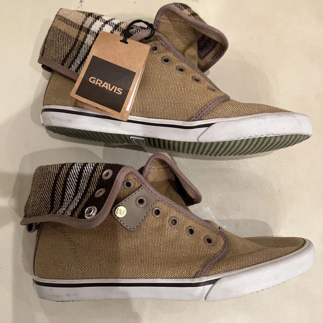 GRAVIS THE CLASH Sand Womens Size 7 Soft Canvas Skating High Top