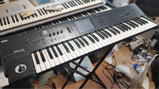 Korg M50-61 Black Music station de travail synthétiseur fonction testée Ex++