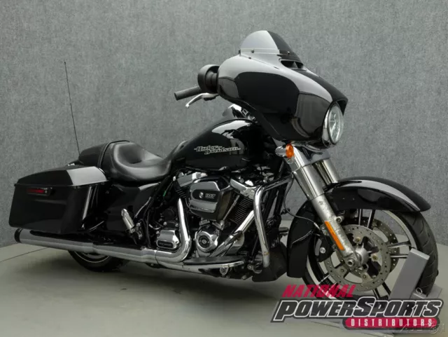 2018 Harley-Davidson FLHX STREET GLIDE