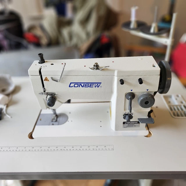 Consew CN-2053r-1a industrial sewing machine Singer 20u Clone